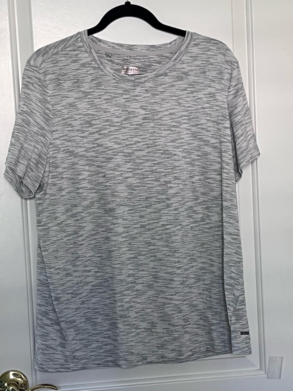 Mondetta XL women’s  Heathered Gray Short-Sleeve Crewneck Shirt